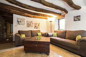 Tranquil Apartment in Sensenruth With Barbecue