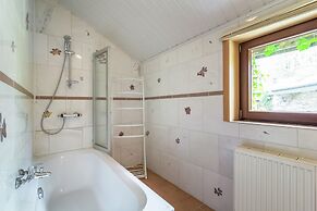Tranquil Apartment in Sensenruth With Barbecue