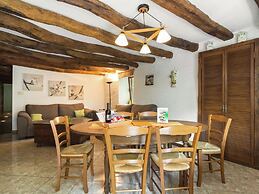 Tranquil Apartment in Sensenruth With Barbecue