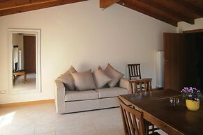 Apartment in Lazise With Communal Pool