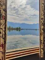 Kings Houseboats