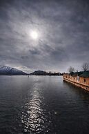 Kings Houseboats