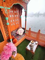 Kings Houseboats