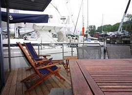 Houseboat Leni, Flensburg