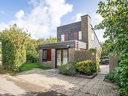 Detached Holiday Home With Dishwasher Located on Texel