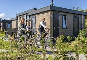 Detached Holiday Home With Dishwasher Located on Texel