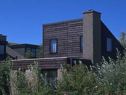 Detached Holiday Home With Dishwasher Located on Texel