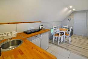 Holiday Apartment, Jezierzany