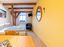 Budget-wohnung in Grundshagen mit Gartensitzplatz