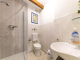 Budget-wohnung in Grundshagen mit Gartensitzplatz