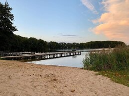 Lovely Holiday Home in Dummer Near Lake