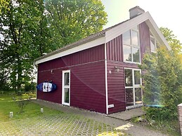 Lovely Holiday Home in Dummer Near Lake
