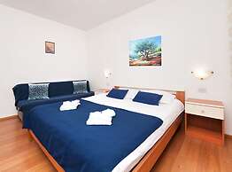 Splendid Beachfront Medveja Apartments