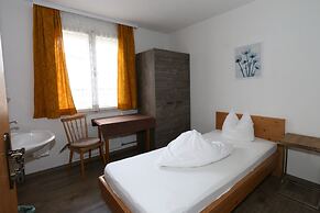 Holiday Home Bergheim, Fugen