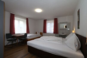 Holiday Home Bergheim, Fugen