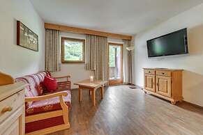 Cosy Apartment in Fugen