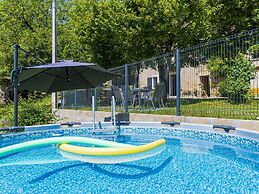 Tranquil Holiday Home in Soturac With Pool