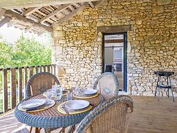 Tranquil Holiday Home in Soturac With Pool