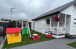 Comfortable Holiday Houses, Dabki