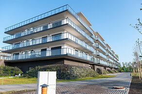 Apartment Overlooking the River, Sauna, Dziwnow