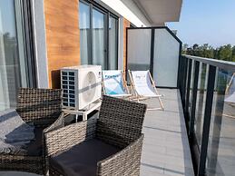 Apartment Overlooking the River, Sauna, Dziwnow
