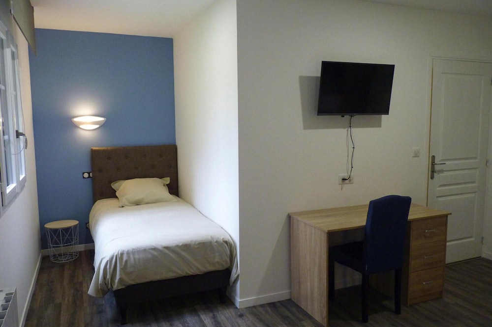 Semi-detached House, Rieux
