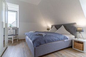 Apartment, Tating