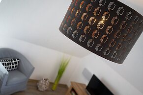 Apartment, Tating