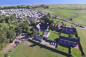 Holiday Complex Schuldt, Behrensdorf