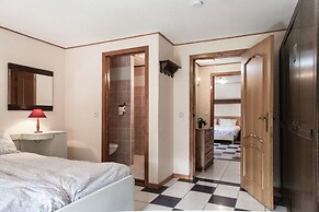 Atmospheric Holiday Home in Durbuy With Sauna