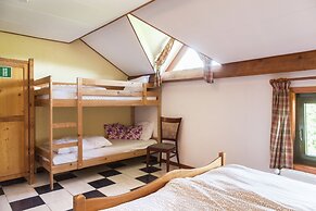 Atmospheric Holiday Home in Durbuy With Sauna