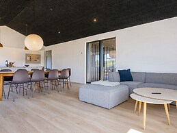 5 Star Holiday Home in Romo