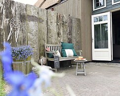 Apartment With Terrace With Sufficient Garden
