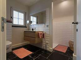 Beautiful Holiday Home in Vlaanderen With Shared Pool