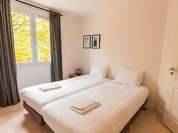 Spacious and Modern Villa With Large Garden and BBQ Area