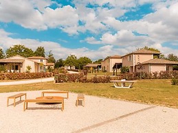 Spacious and Modern Villa With Large Garden and BBQ Area
