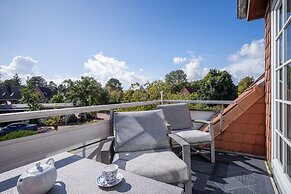 Cottage With a Fireplace Just 10 Minutes From the Beach