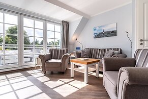 Cottage With a Fireplace Just 10 Minutes From the Beach