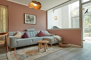 Cottage With a Fireplace Just 10 Minutes From the Beach