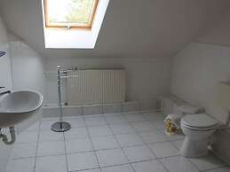 Spacious Apartment in Boddin With Garden