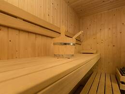 Luxury Villa With Sauna and Jacuzzi at the Lake