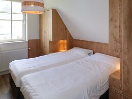 Luxury Villa With Sauna and Jacuzzi at the Lake