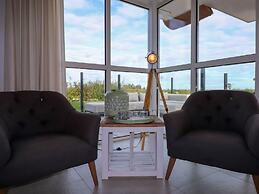 Luxury Villa With Sauna and Jacuzzi at the Lake