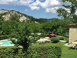 Property With Swimming Pool, Spacious Garden, Private Terrace and View