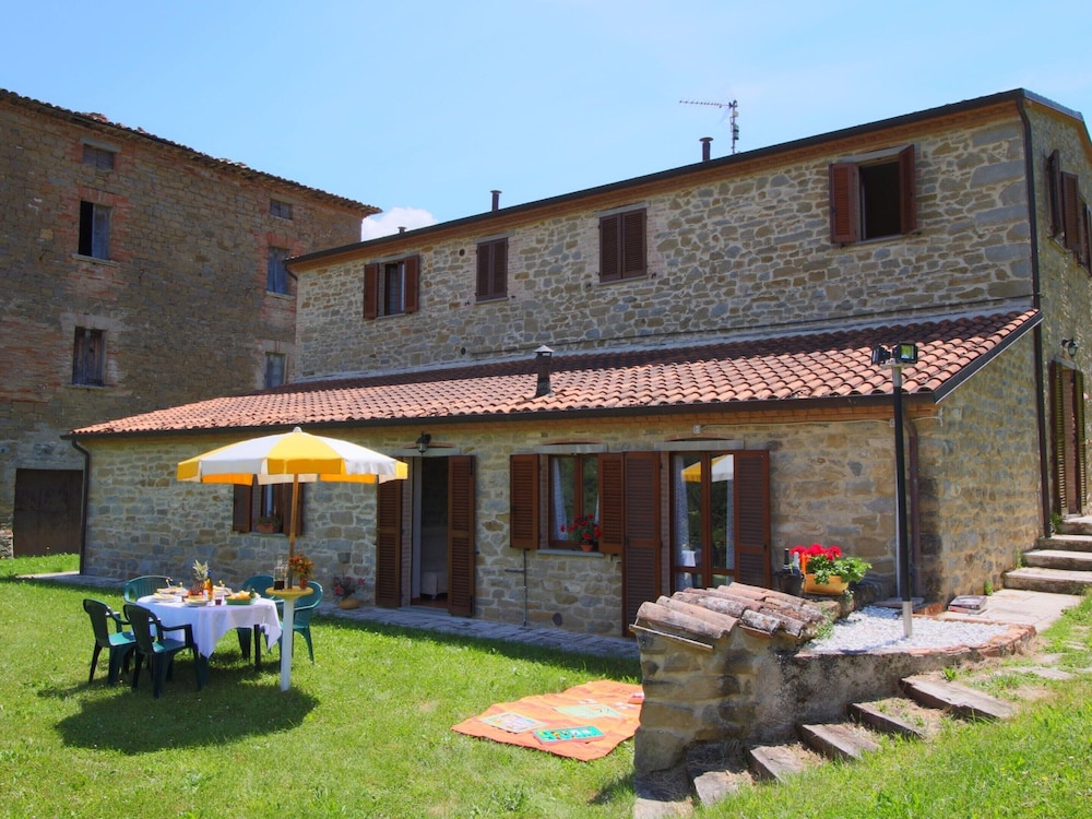 Property With Swimming Pool, Spacious Garden, Private Terrace and View