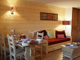 Studio in Brides les Bains 600m From Skilift