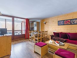 Studio in Brides les Bains 600m From Skilift