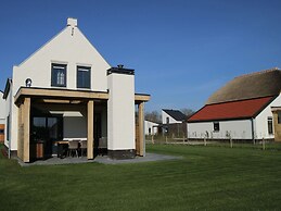 Nice Villa With Sauna, Whirlpool & Steam Shower