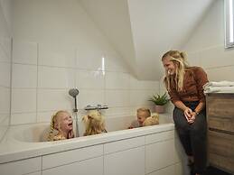 Nice Villa With Sauna, Whirlpool & Steam Shower