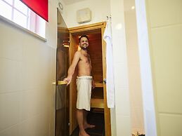 Nice Villa With Sauna, Whirlpool & Steam Shower